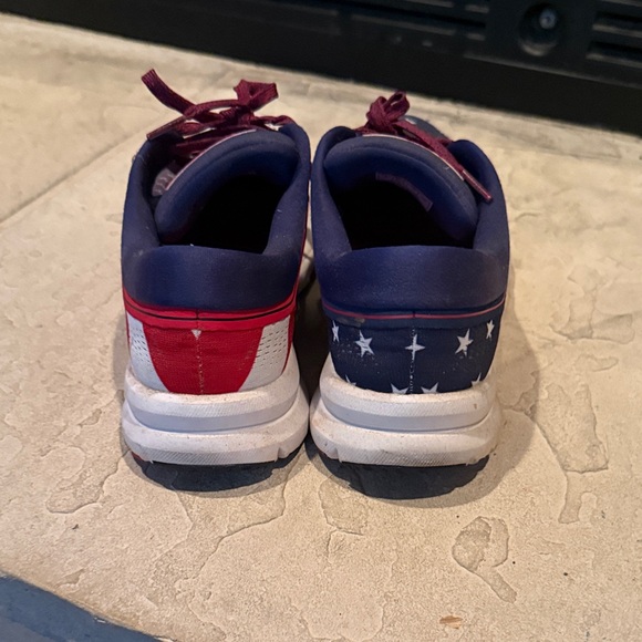 Brooks Womens' Sneakers - Red, White, Blue Star Design - Picture 4 of 5